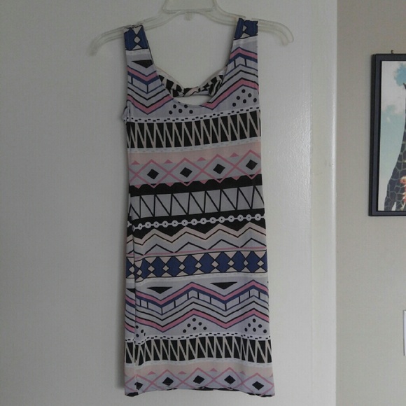 Sexy Bodycon Dress with Bow accent