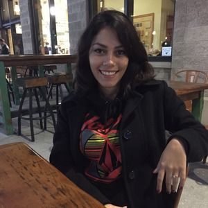 Meet your Posher, Carolyn