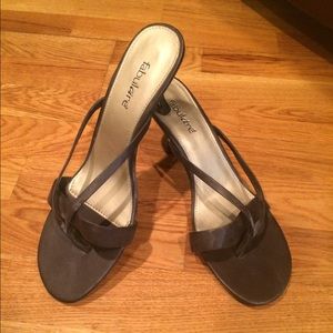 Casual heeled sandal