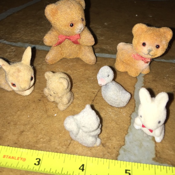 Small shelf sitters or craft items. - Picture 2 of 4