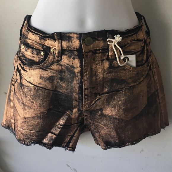 Super Bomb Copper Shorts
