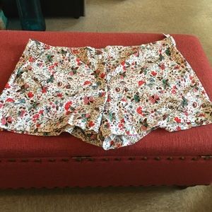 Floral Gap Shorts- FINAL MARKDOWN 8/31