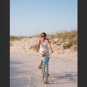 Meet your Posher, Leslie