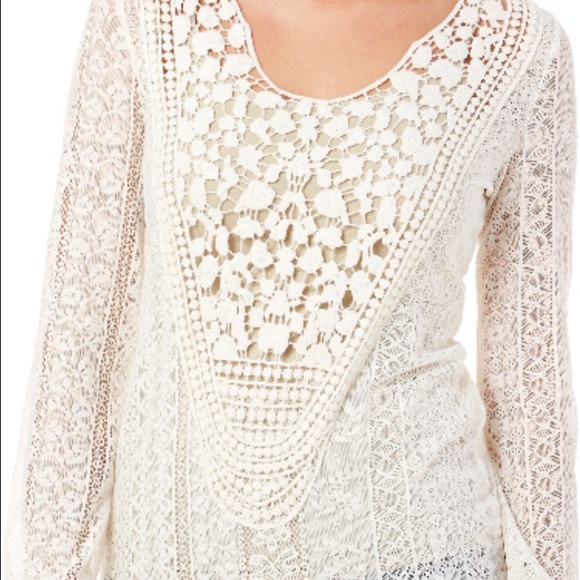 Crochet Lace Cream Long Sleeved Top