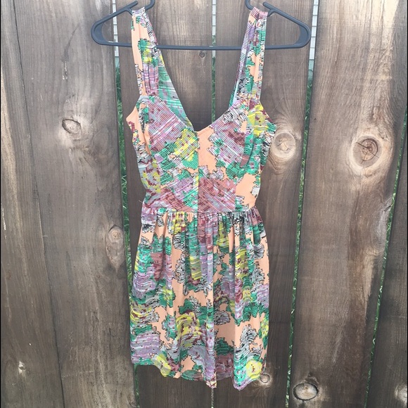 Bar III Dresses & Skirts - Pretty peach sundress with open back