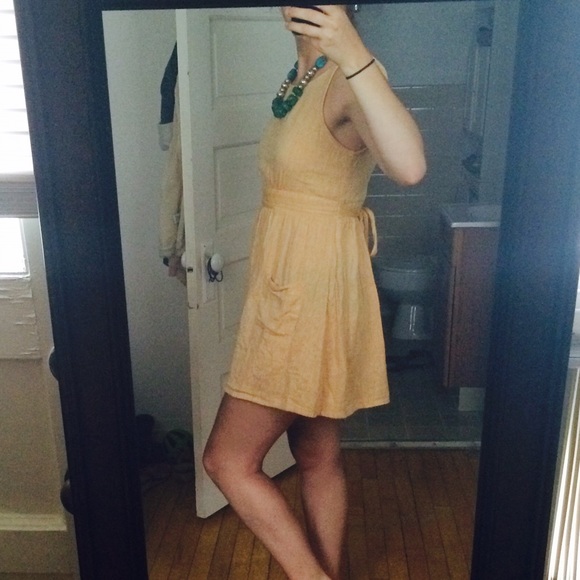 Soft Yellow tie back Urban Outfitters Dress - Picture 4 of 4