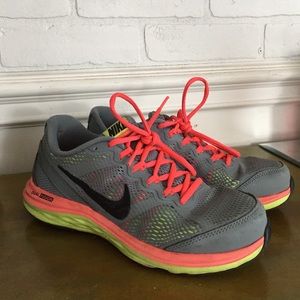 Nike Dual Fusions