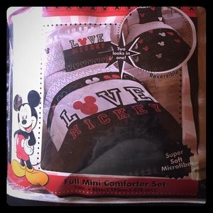 Mickey Mouse Full Mini Comforter Set