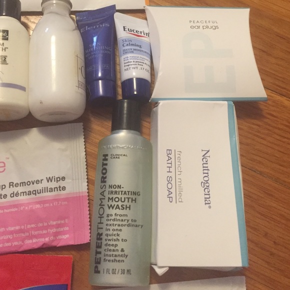 14 Item Skin Care And Hair Care Bundle - Picture 3 of 3