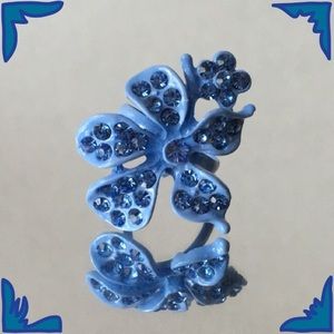 🆕 Periwinkle Blue Flower Crystal Ring