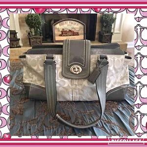 🎀 Authentic vintage COACH grey signature bag! 🎀