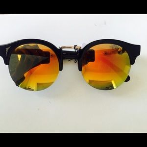Cat Eye Glasses w/Tinted Round Lens