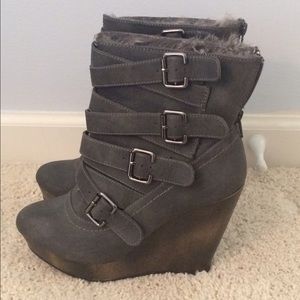 Size 8 Ankle booties