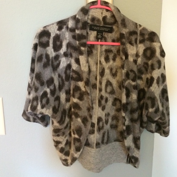 Banana Republic; Cropped sweater in leopard print