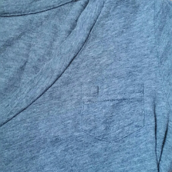 SOLD IN BUNDLE! Grey v neck with small pocket - Picture 2 of 2