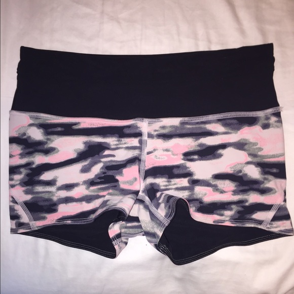Lululemon water and uv resistant camo shorts
