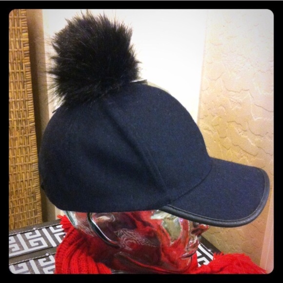 Rampage Accessories - Rampage Fur Pom Hat