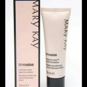 Sale! Liquid foundation