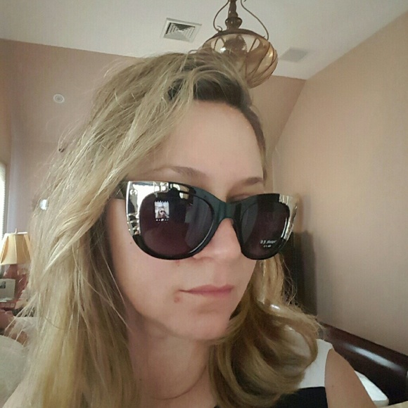 Aj Morgan Sunglasses. - image 1