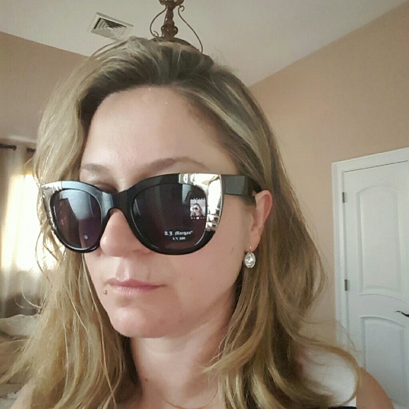 Aj Morgan Sunglasses. - image 2