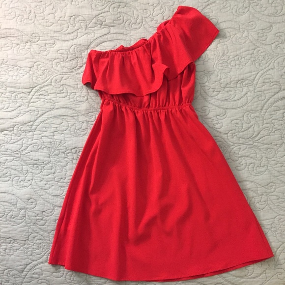 One Shoulder Red Ruffle Dress - Picture 2 of 2
