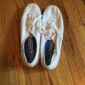 White keds