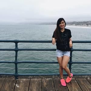 Meet your Posher, Roxanne