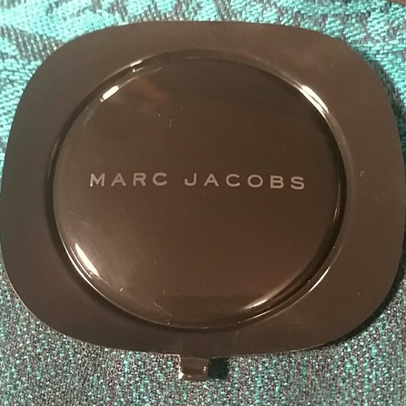 Marc Jacob
Perfection Powder - Picture 3 of 3