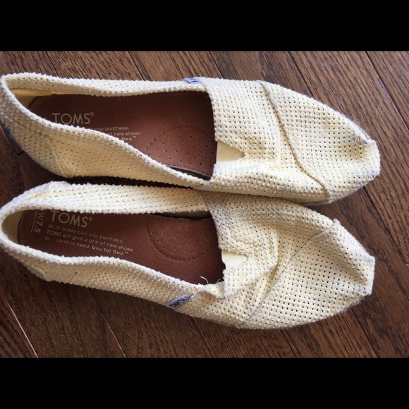 Toms shoes