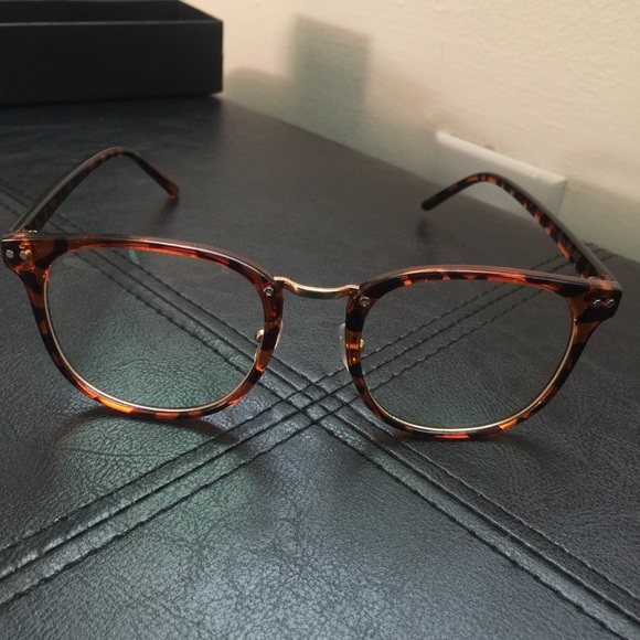 Accessories - Cute fashion glasses