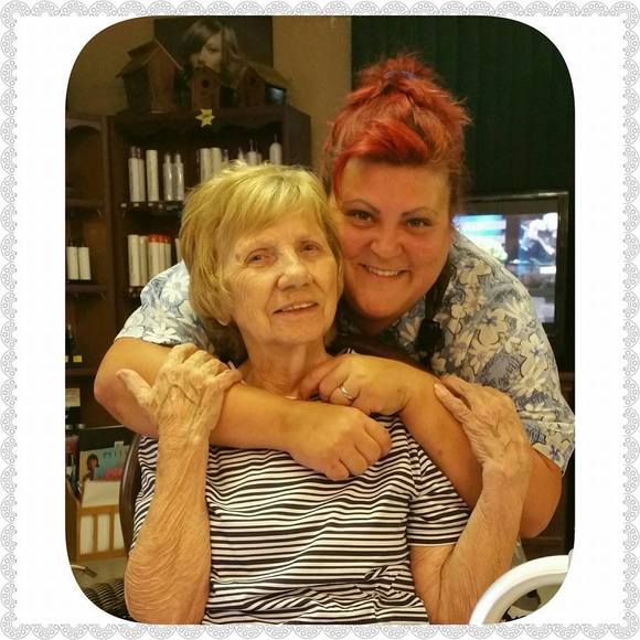 Meet your Posher, Tabitha