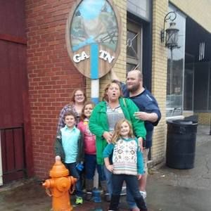 Meet your Posher, Cathy