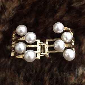 Pearl Bangle Bracelet