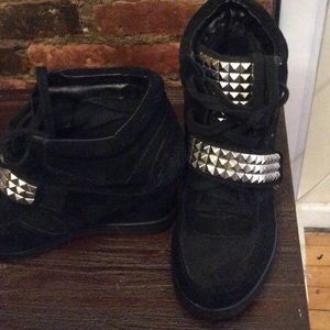 Steve Madden Hamlit Wedge Sneaker