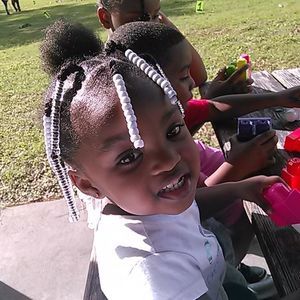 Meet your Posher, Elizabeth