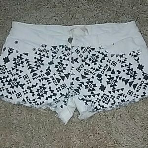 Aztec print short shorts