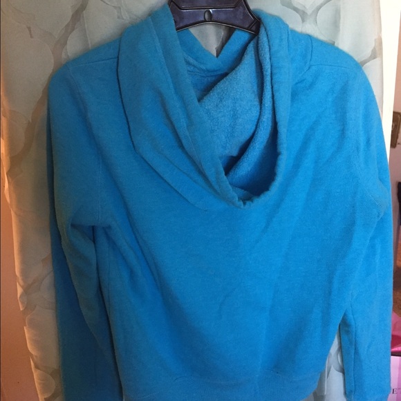 Sweatshirt - Picture 3 of 4