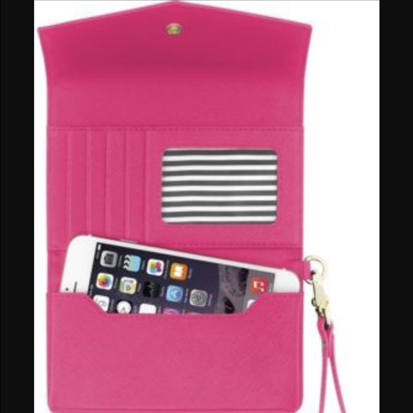 kate spade new york - Saffiano Wristlet - Picture 2 of 6