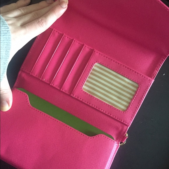 kate spade new york - Saffiano Wristlet - Picture 4 of 6