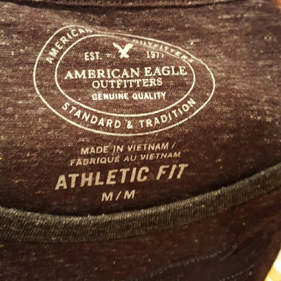 American Eagle T Shirt - Picture 3 of 3