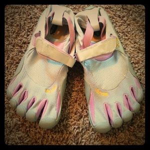 Vibram shoes
