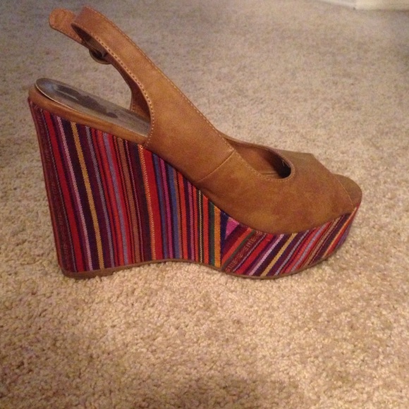 Stripped wedges ! - Picture 3 of 3