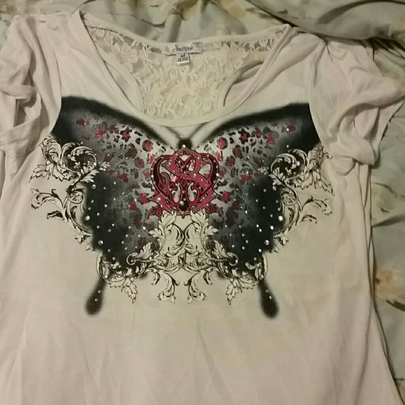 Shirt - Picture 2 of 3