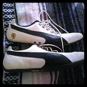 NWOT Rare Ferrari Puma Sneakers