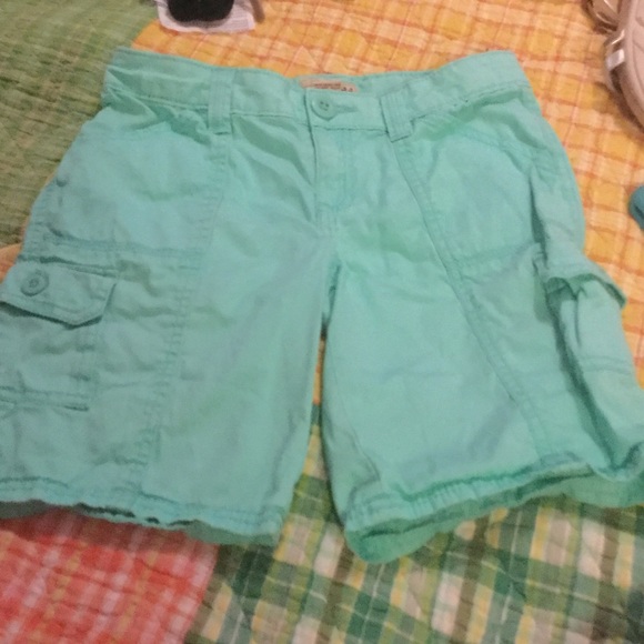 Girls shorts - Picture 1 of 2