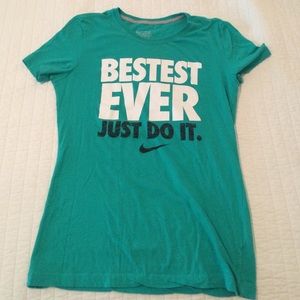 Green Nike T-shirt
