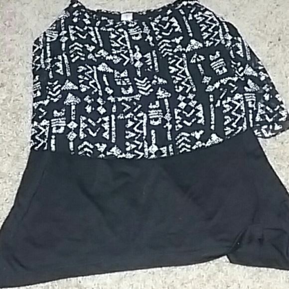 Black Aztec print tank top