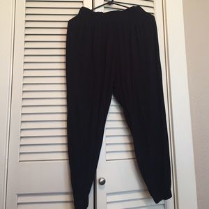 Synch black comfy pant