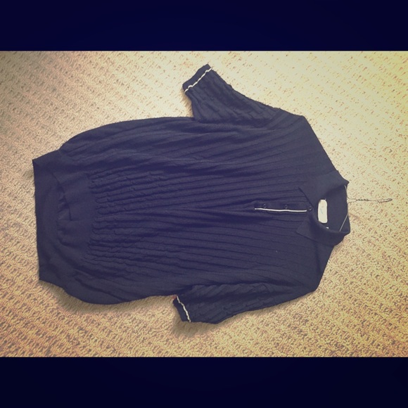 Textured women's shirt