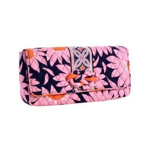 NWT Vera Bradley Purse. Knot Just A Clutch